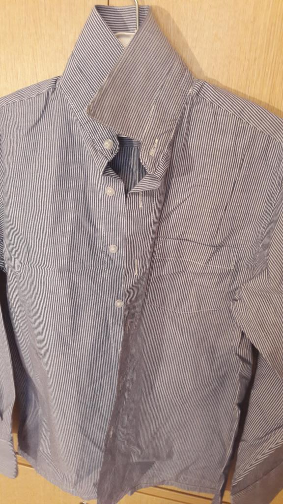 Б/у 134-140, размер 32,  250руб. 134