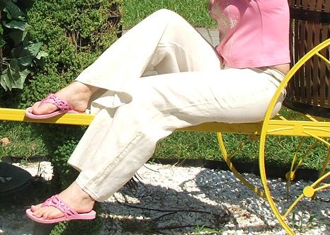 Брюки льняные Оджи р.44 300р.. Женское р.44-46