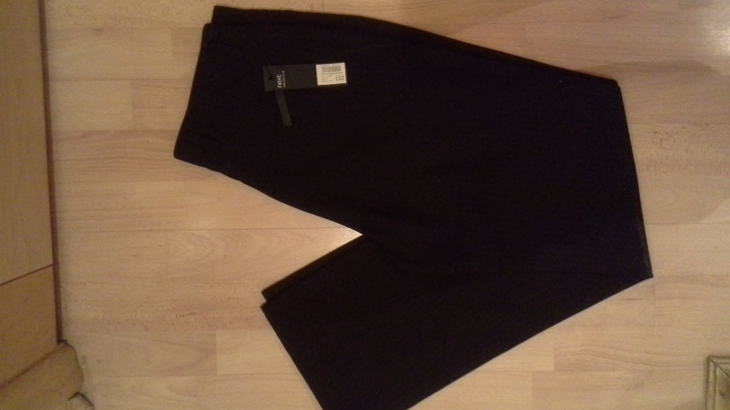 новые брюки NEXT р.30. 164-170-176