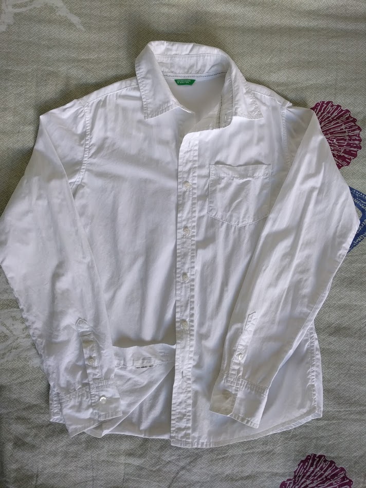 Рубашка белая б/у XL BENETTON 500р. 152