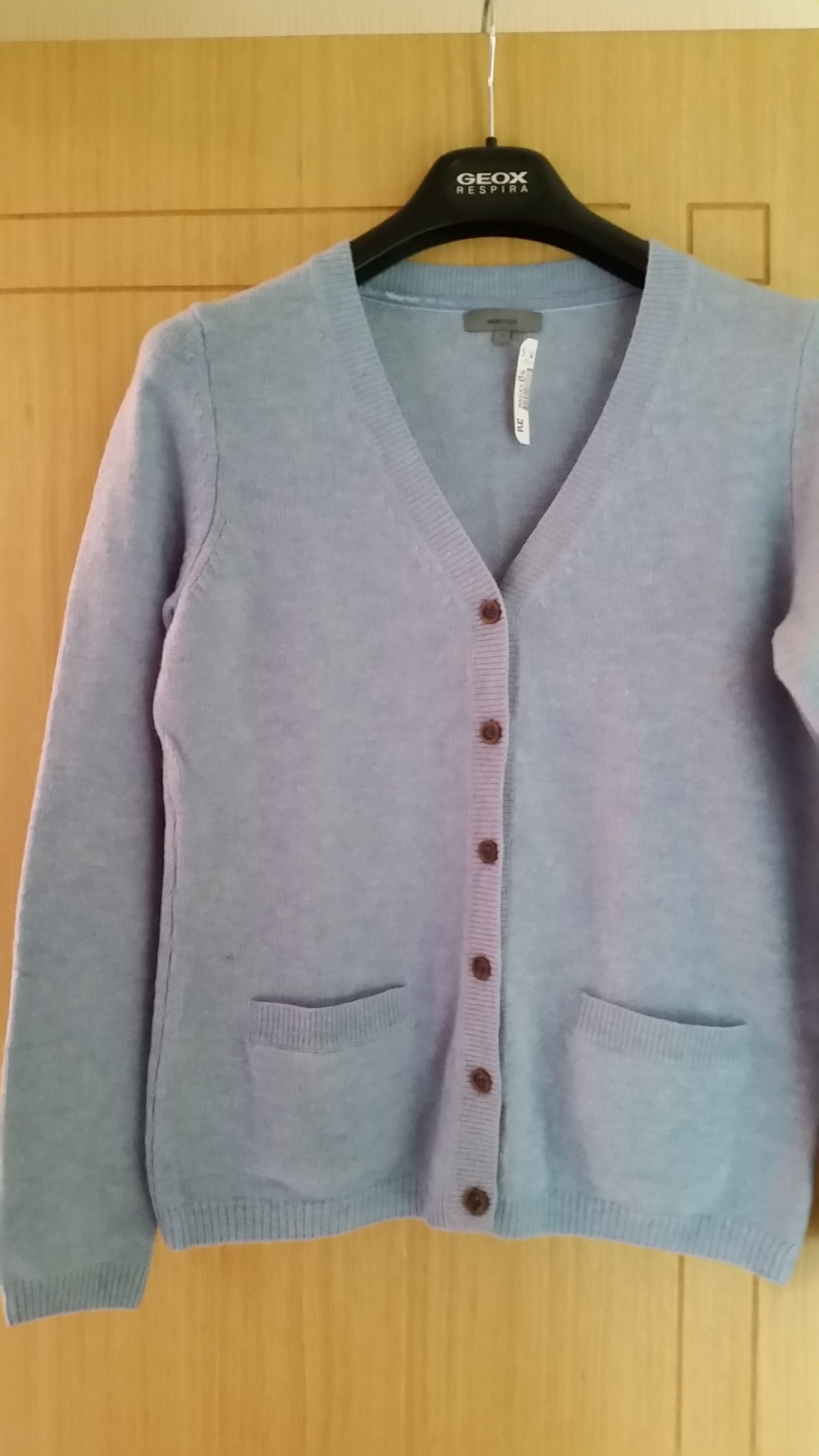 Кофта голубая Германия. На продажу