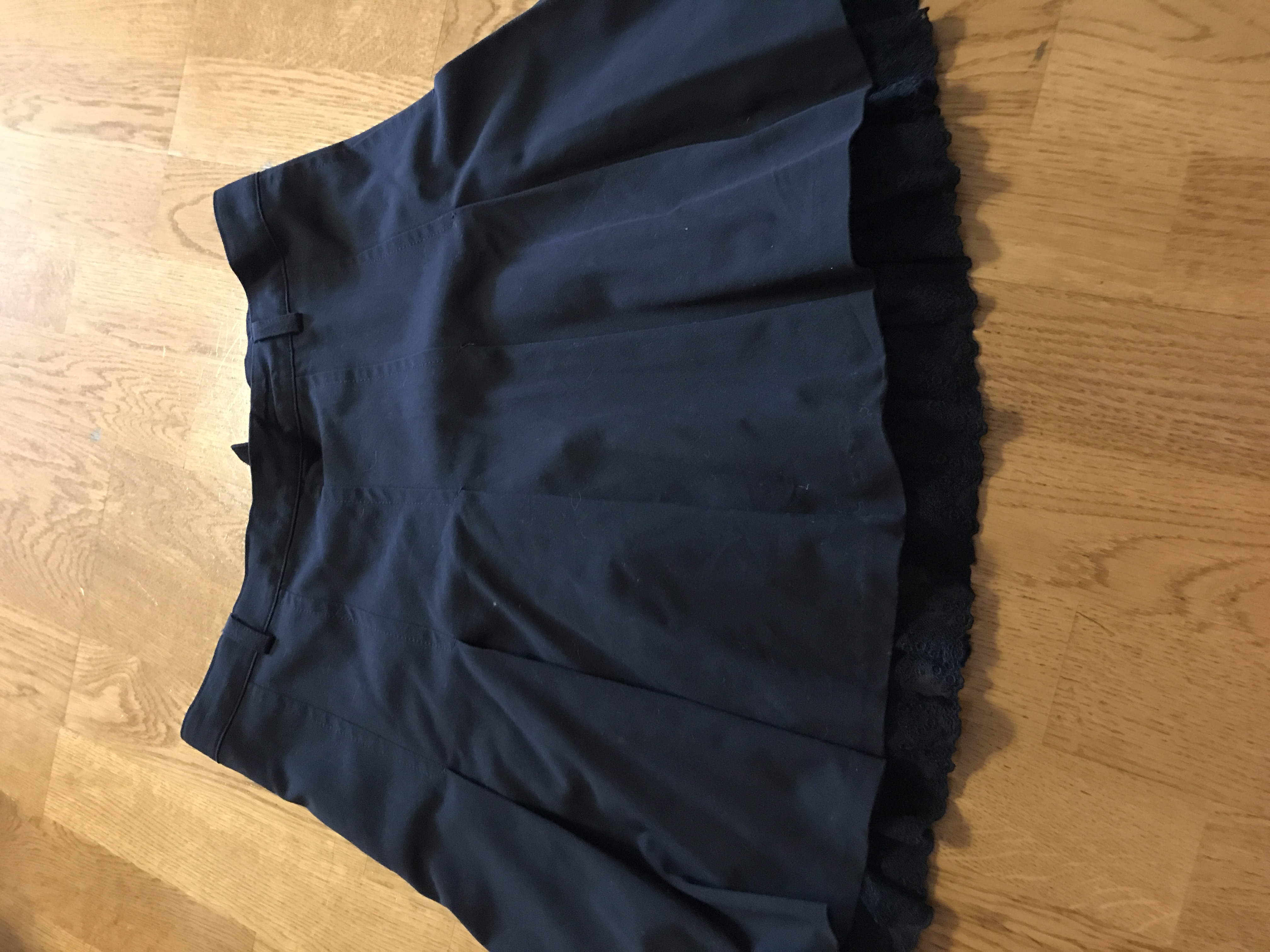 продам для девочки б/у мало совсем