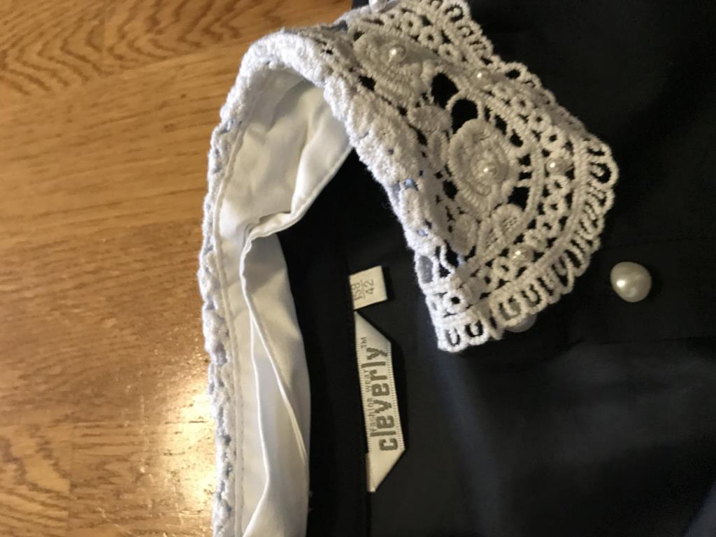 продам для девочки б/у мало совсем