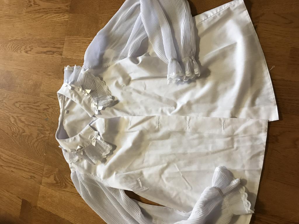 продам для девочки б/у мало совсем