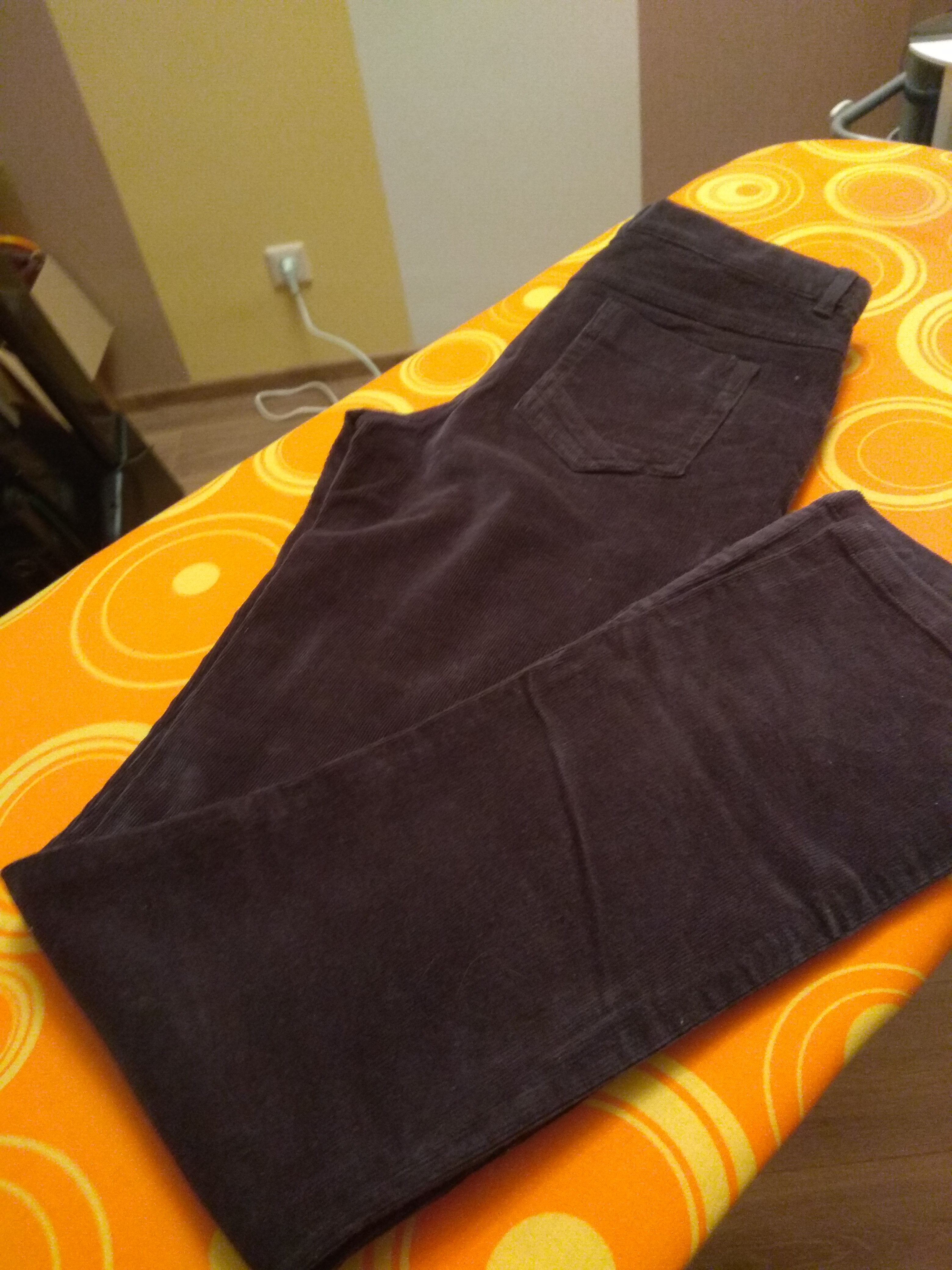 Брюки вельвет, маркировка 16. Продажа детское , для девочки