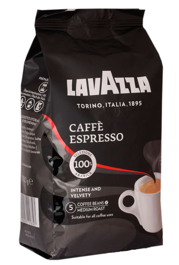 Кофе в зернах 1 кг для кофемашин. Кофе Lavazza Espresso в зернах 1кг Италия. Лавацца кофе в зернах в черной пачке. Кофе Лавацца в зернах 1 кг. Кофе Лавацца черная упаковка.