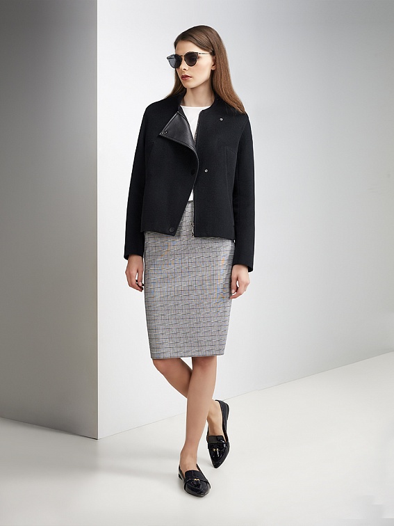 3044250p00099. ВЕРХНЕЕ