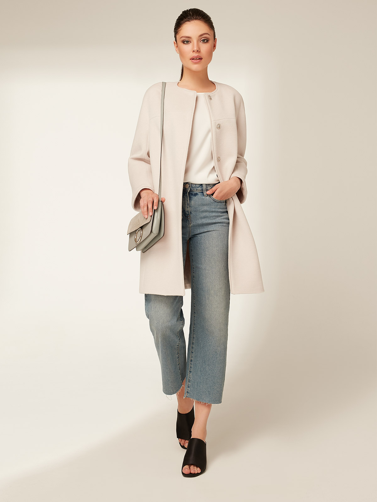 3017812p00003. ВЕРХНЕЕ