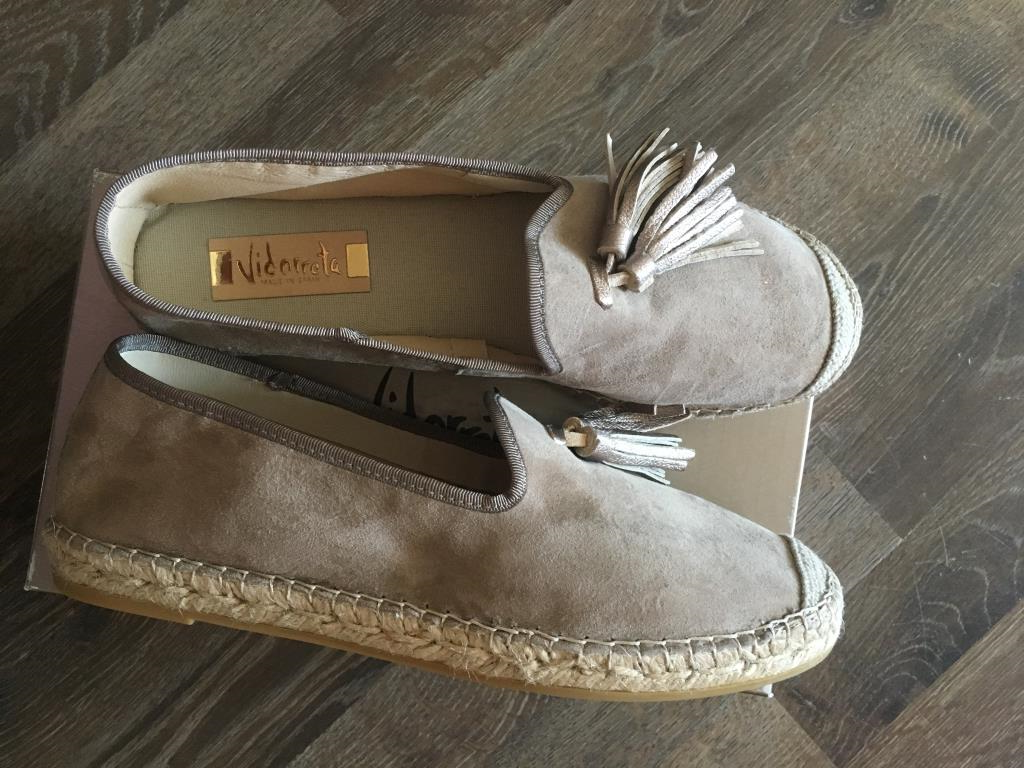 пристроено