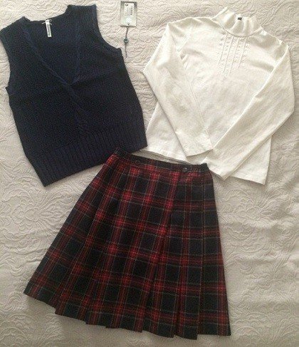 Комплект д/д: юбка + водолазка, колготки в подарок. 146