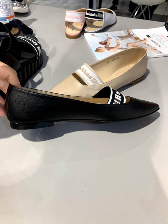 098520XNAPP000000XXX Е945  BALL.D.NAPPA NERO  280е. 