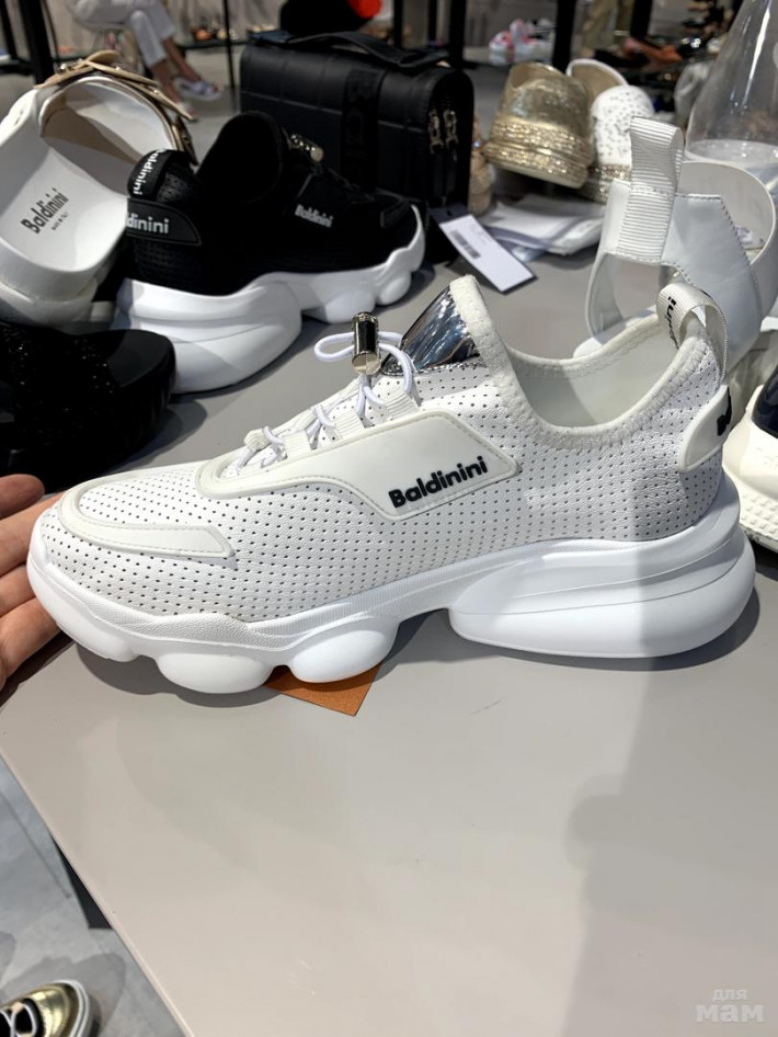 Арт. 098850 ESOLE Bianco Argento Цена 185 евро. 