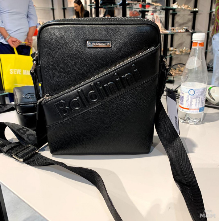 Сумка Арт. Cas625 Цена 222 евро. 