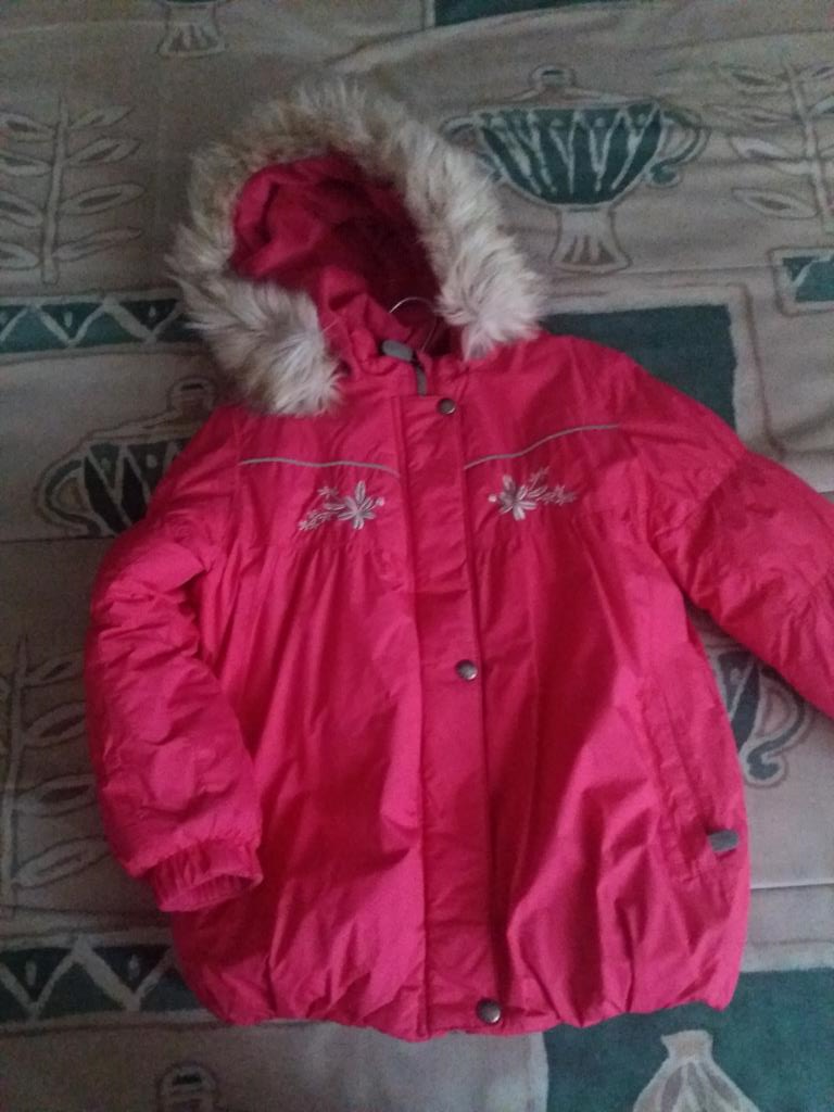 Куртка  Kerry зимняя для девочки р.116  . Продам