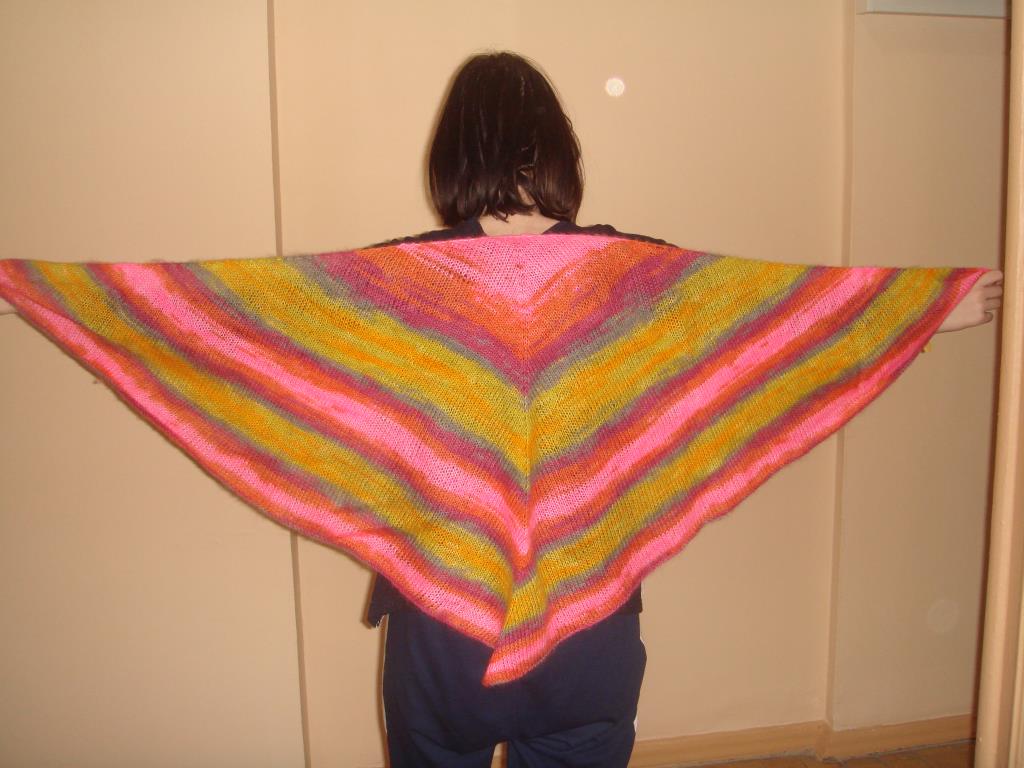 Радужная мини-шаль. Новый год. Подарки