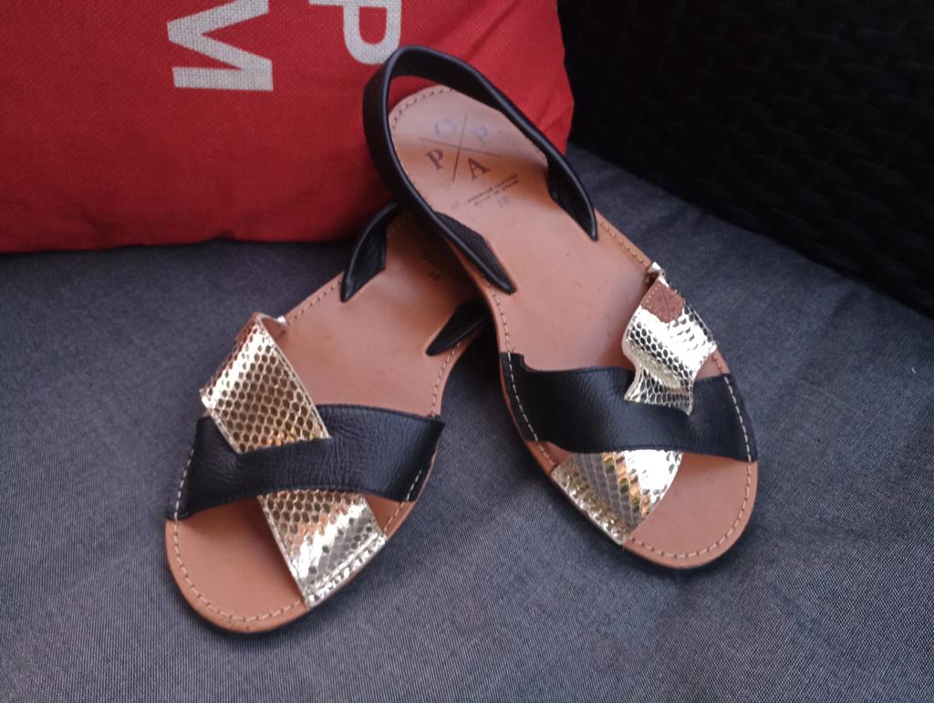 пристроено