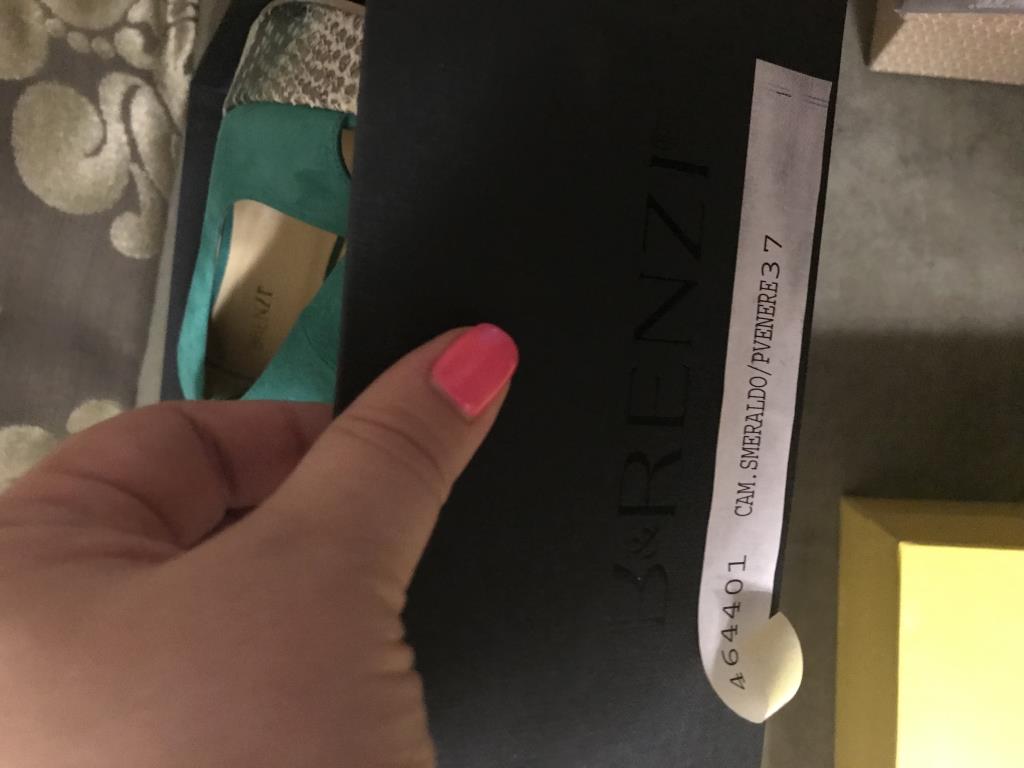 ПРИСТРОЙ взрослой обуви--ТОЛЬКО НОВОЕ