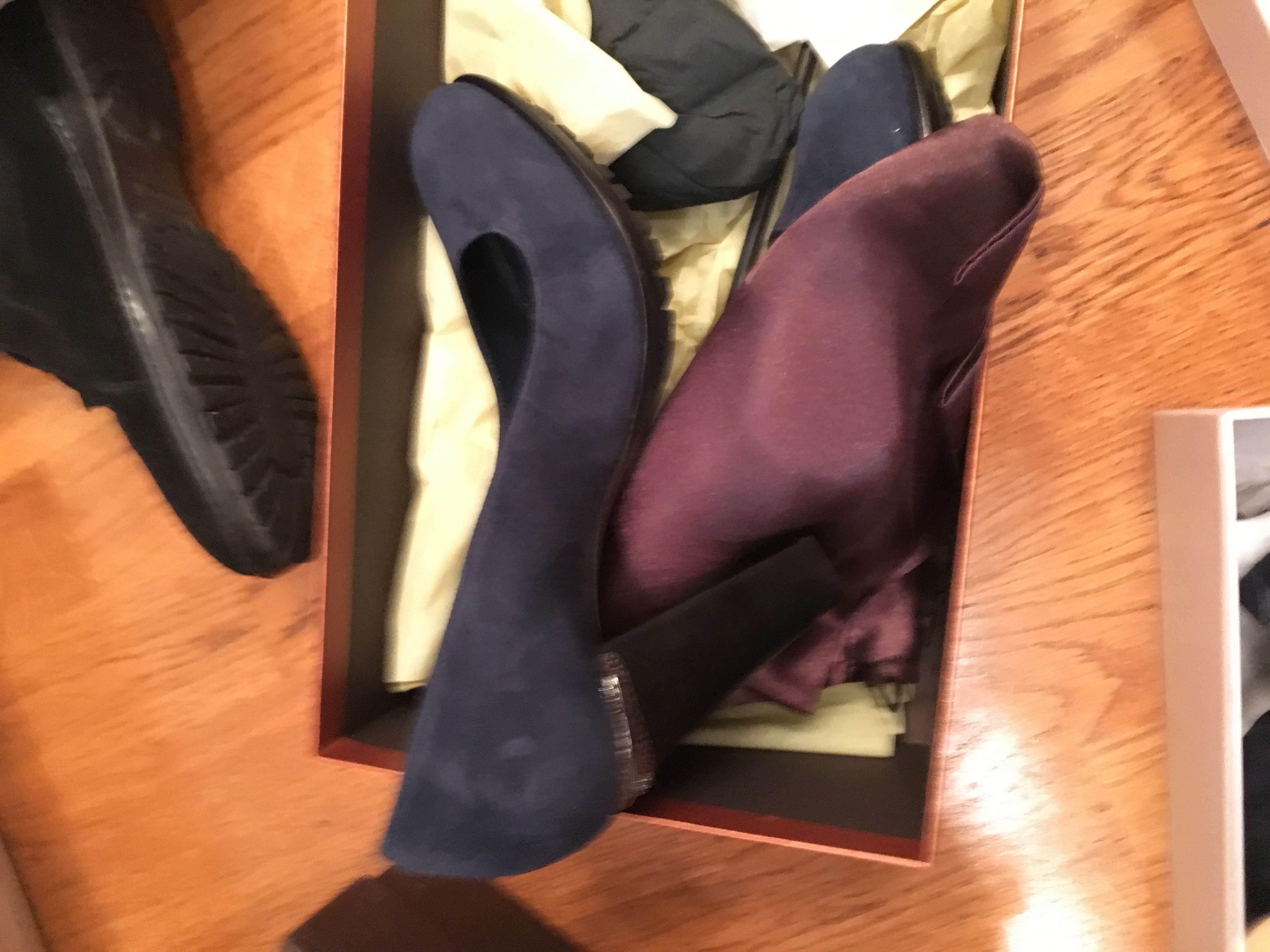 ПРИСТРОЙ взрослой обуви--ТОЛЬКО НОВОЕ