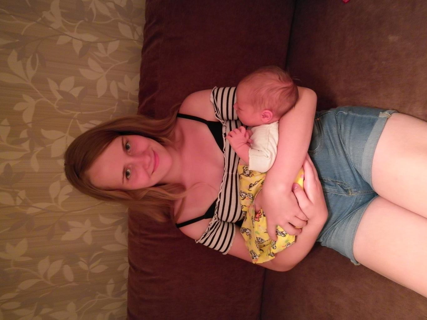 Большая Вероника с маленькой Яной. семья