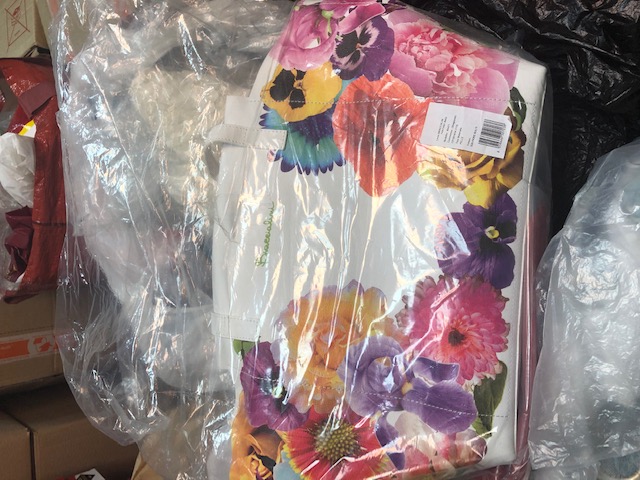 ПРИСТРОЙ  НОВЫЕ сумки из СП