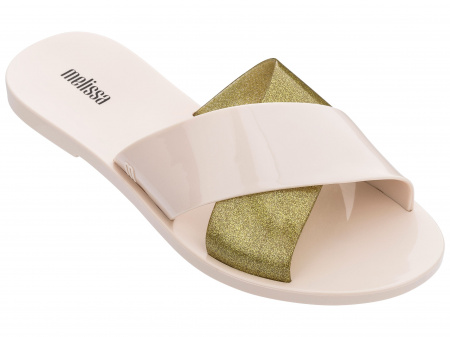 ESSENTIAL SLIDE. Melissa