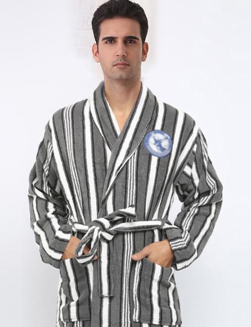 Халаты и полотенца