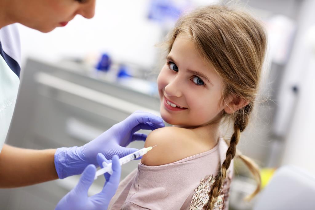 Вакцинация девочек против вируса папилломы человека (ВПЧ)