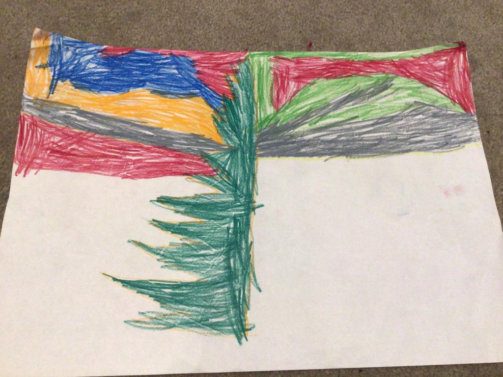 Елка на фоне заката. 