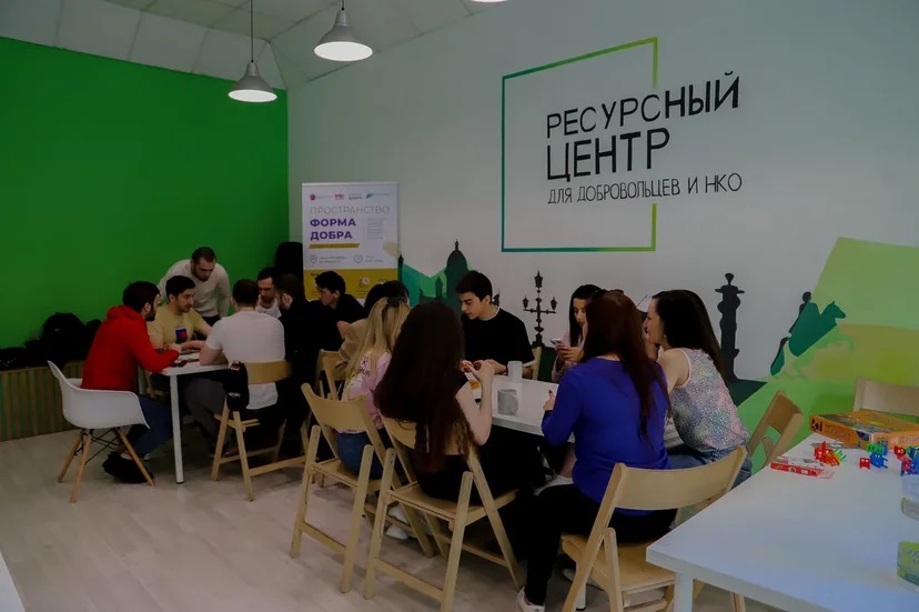 «Содружество молодежи Дагестана» провело межнациональный благотворительный вечер настольных игр