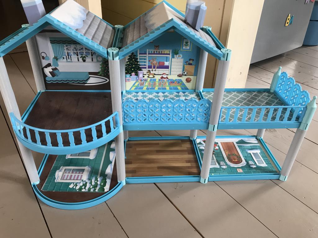 кукольный дом с мебелью, 300р. я-Продано