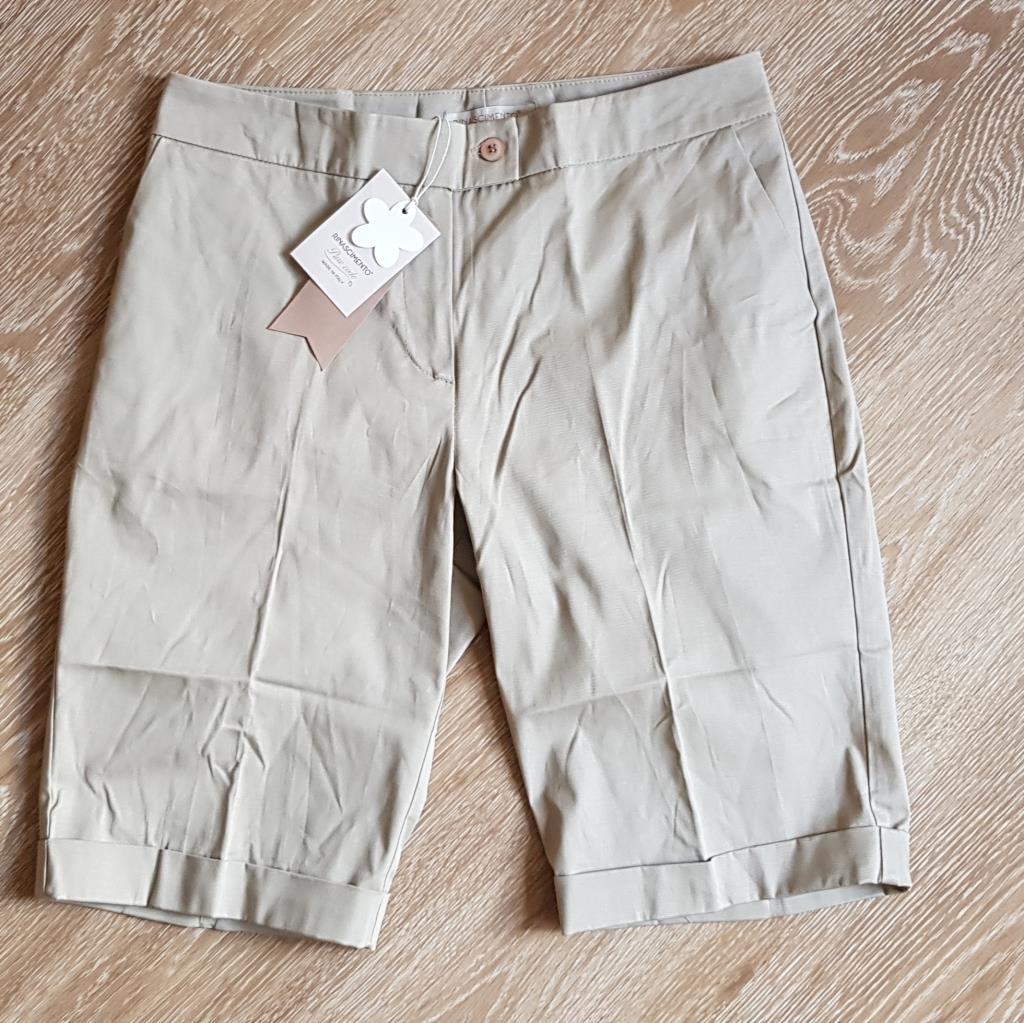 шорты RINASCIMENTO бежевые, р.L, цена 2650=. 4 - В НАЛИЧИИ - женское