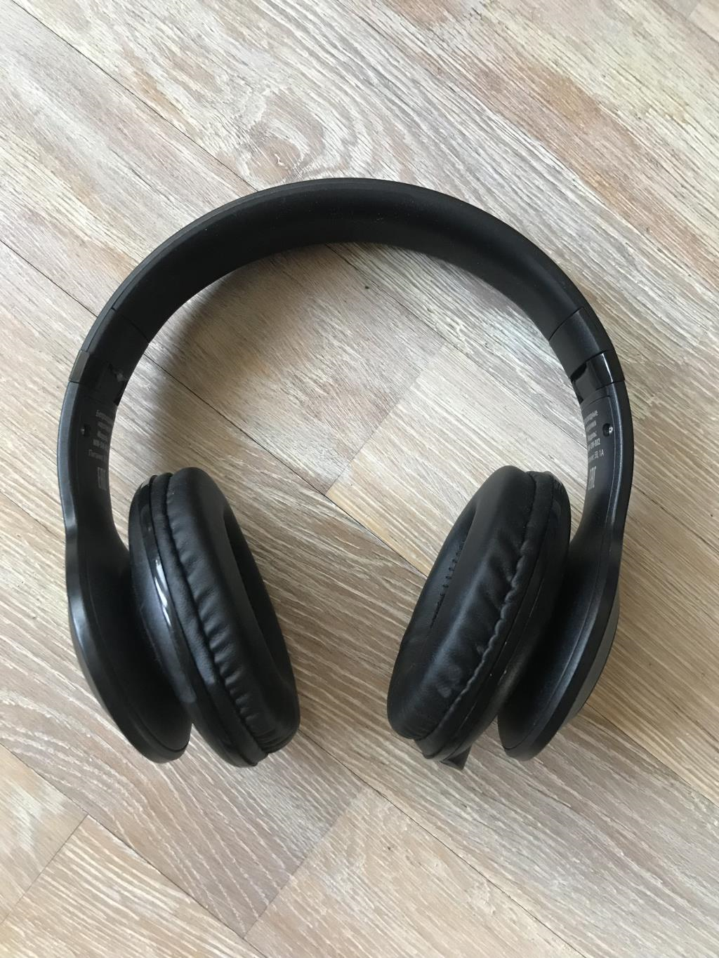 беспроводные наушники, 650р. я-Продано