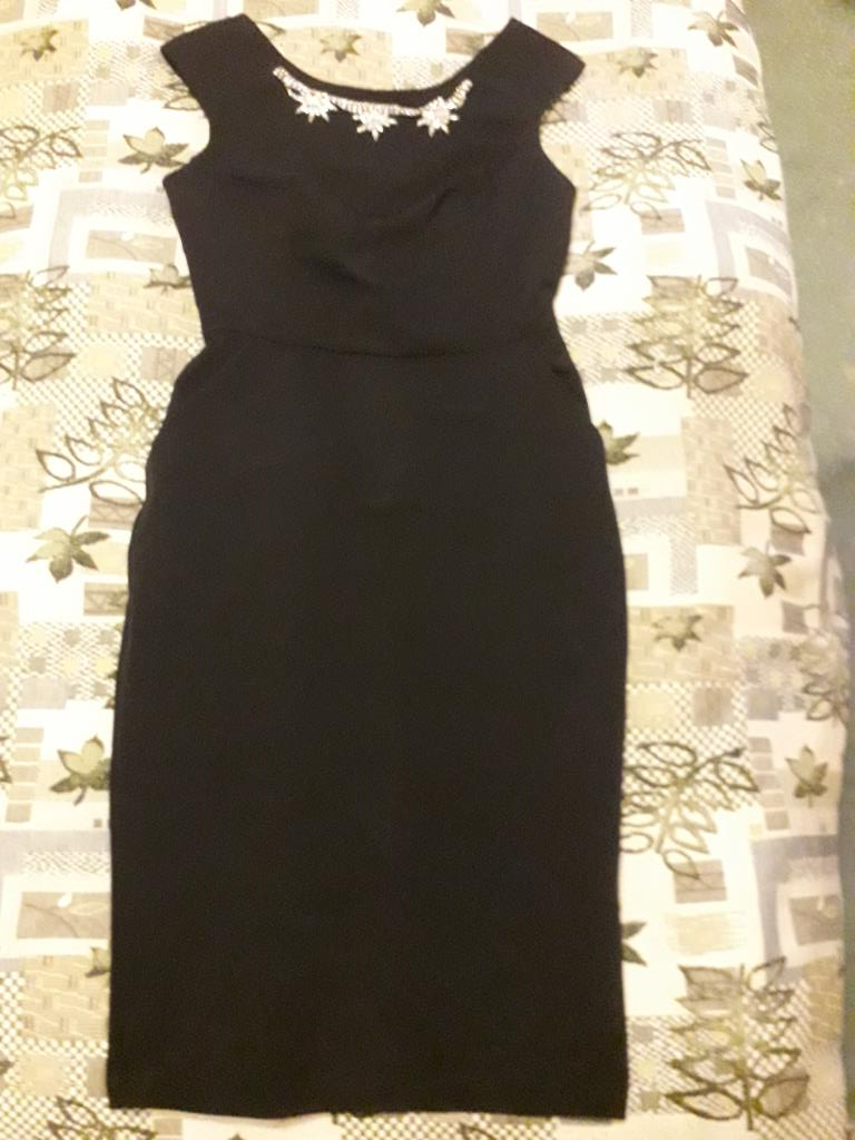 Платье-футляр BEFREE р. 34 (42может 44). Одежда для девушек р.40-46