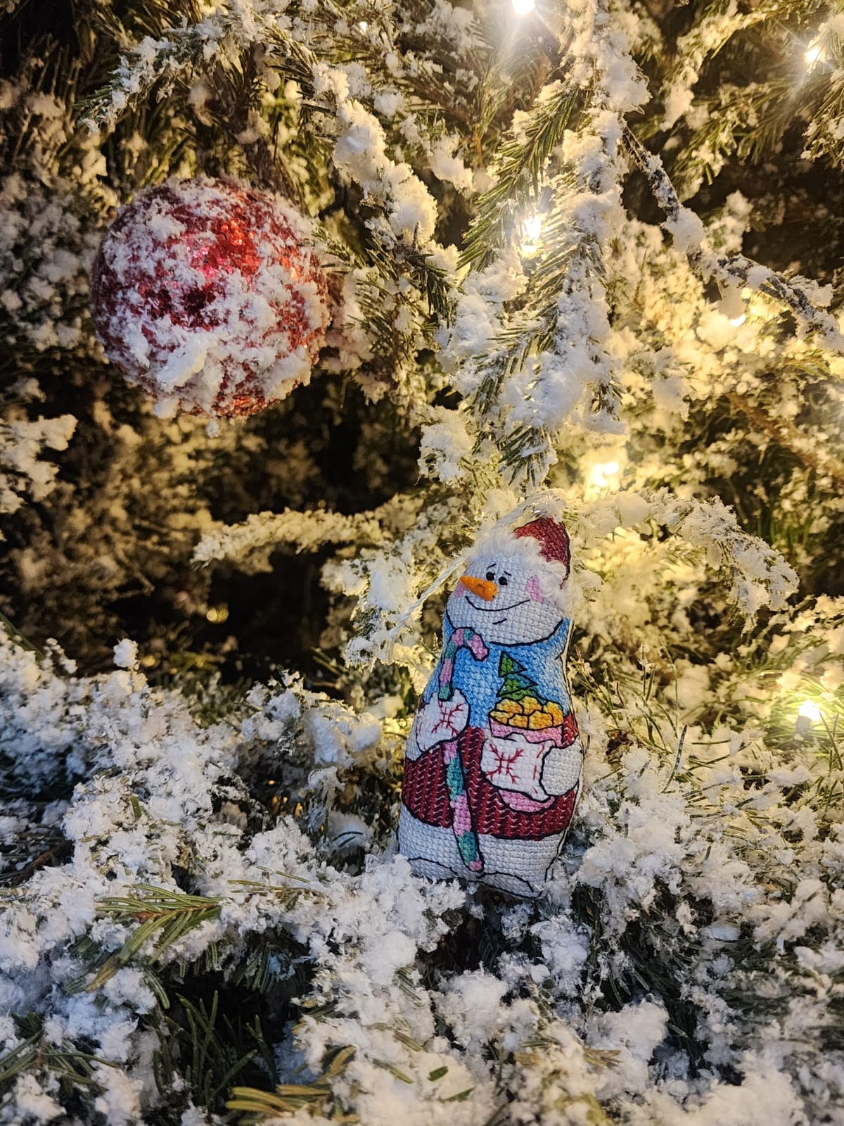 Внучочку ;). Малые формы и бискорню :-) 