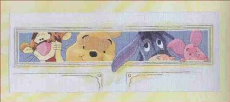 Pooh-Four Friends Peeping