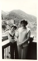 Мы с мамой на нашем балконе