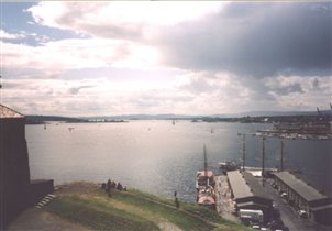 Вид на Ослофьорд со стены крепости