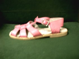 новые розовые сандали