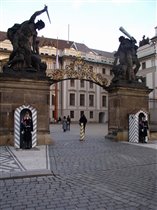 Часовые у Пражского Града