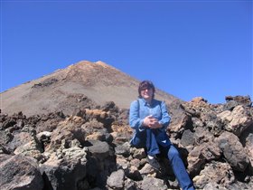 до кратера всего 150 меторв осталось