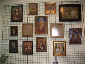 стенд 'Иконы'