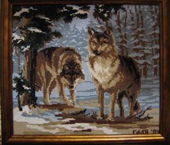волки в зимнем лесу