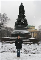 Я :) Около памятника Екатерине