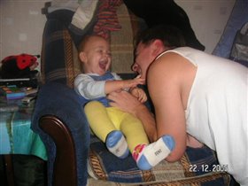 Папа подкрался незаметно....