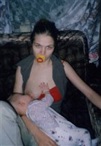 Даша кушай маму, мама, кушай соску....