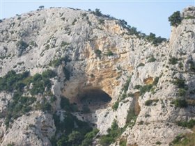 Пещеры в которых жили древние люди...