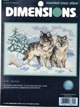 6800 a pair of wolves