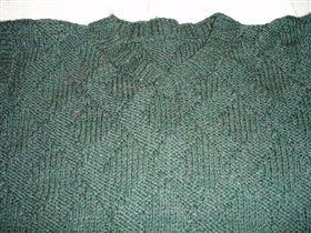 Зеленый пуловер-2