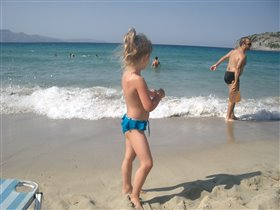 на другом берегу Крита.