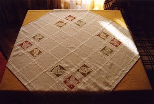 Zweigart tablecloth, autumn leaves